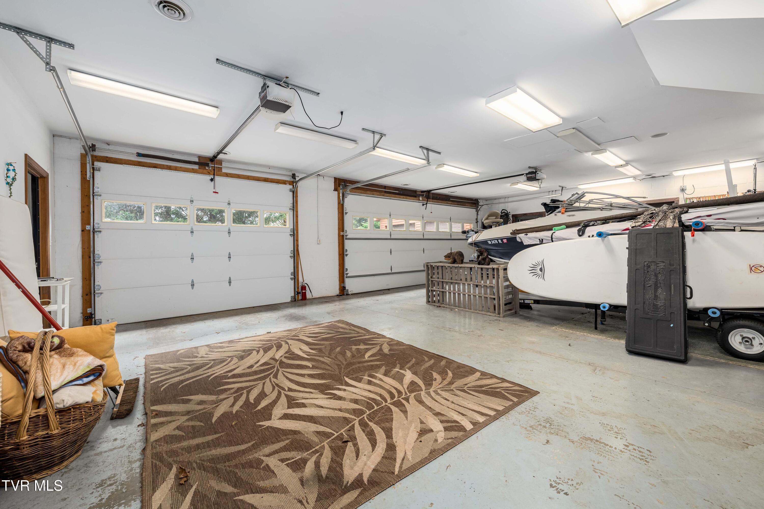 589 Harbor Point Road Butler, TN 37640 - Photo 58 of 64 598 Harbor Point Rd (83 of 89)