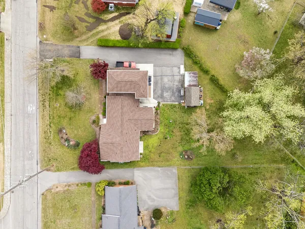 $749,900 | 2913 Fernbrook Lane, Nashville, TN 37214