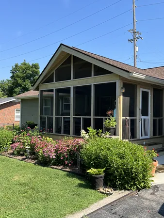 $749,900 | 2913 Fernbrook Lane, Nashville, TN 37214