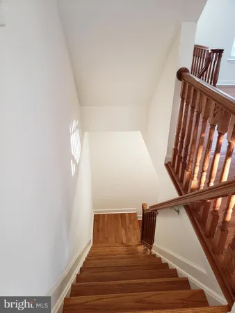 a view of entryway with a front door