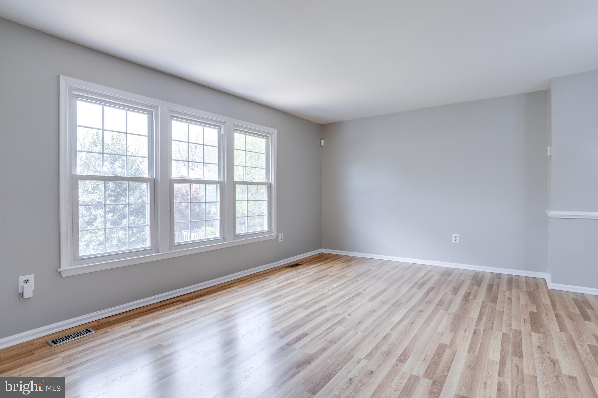 7958 Forest Path Way Springfield, VA 22153 - Photo 17 of 32 Gallery Image 17