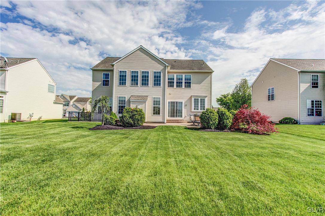 8935 Pathfinder Road Breinigsville, PA 18031 - Photo 8 of 50 Rear ground view