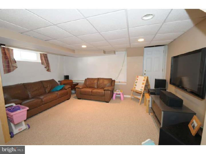 109 Woodbine Road Havertown, PA 19083 - Photo 13 of 20