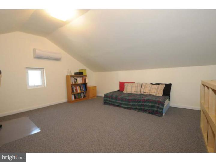 109 Woodbine Road Havertown, PA 19083 - Photo 17 of 20