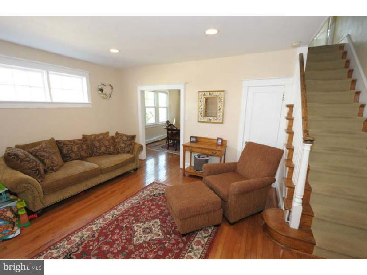 109 Woodbine Road Havertown, PA 19083 - Photo 4 of 20