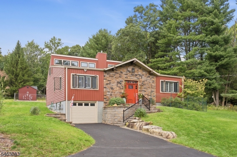 4 Spring Lane Long Valley, NJ 07853 - Photo 2 of 48 Gallery Image 2