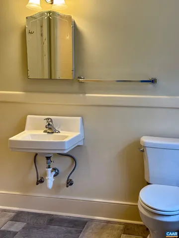 $5,250 | 800 Glendower Road, Scottsville, VA 24590