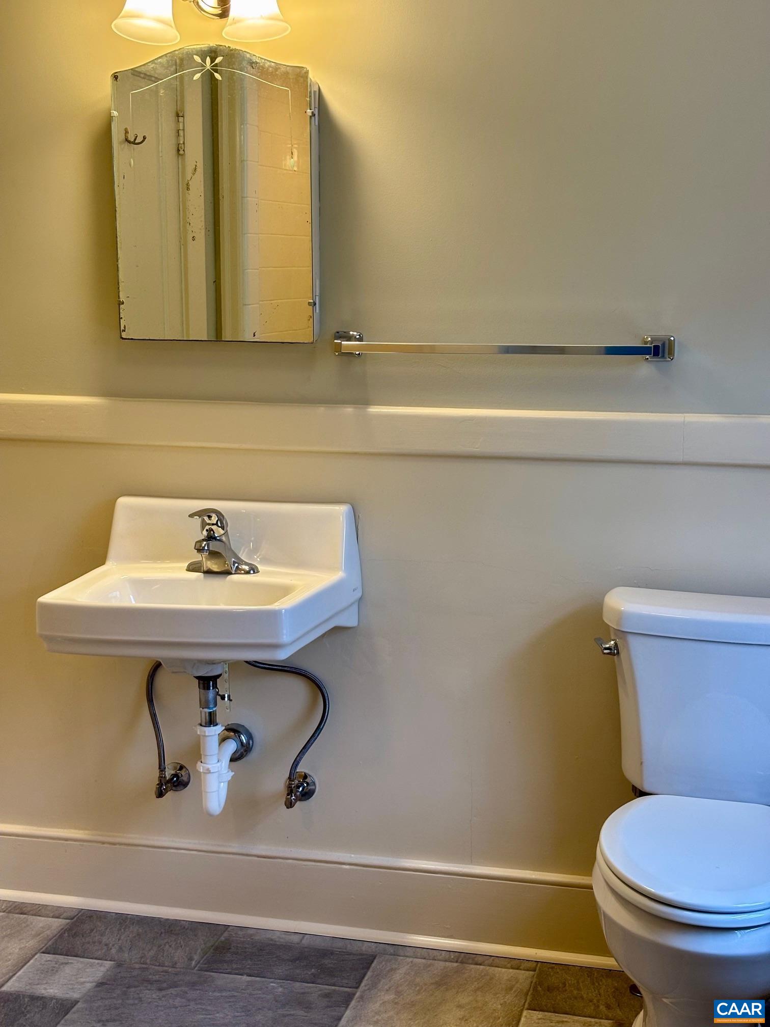 800 Glendower Road Scottsville, VA 24590 - Photo 22 of 32