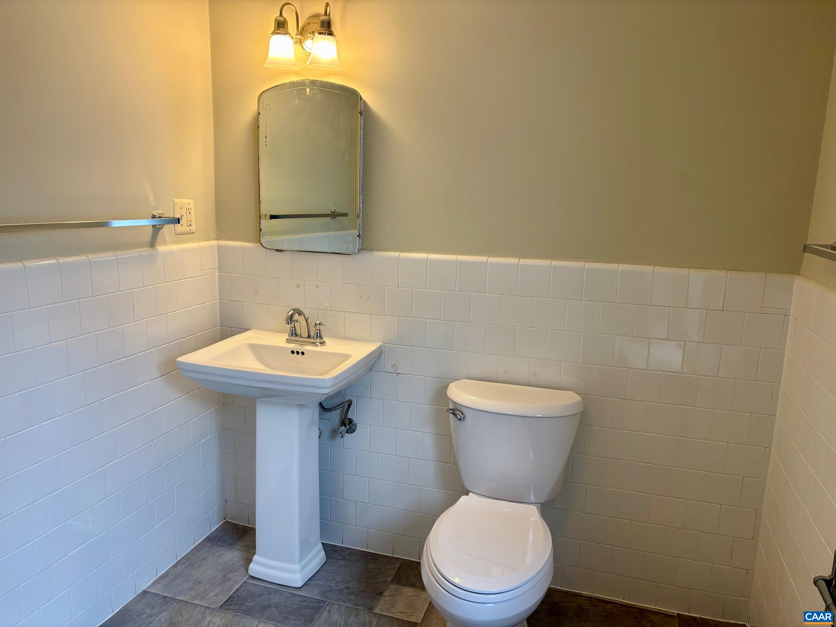 800 Glendower Road Scottsville, VA 24590 - Photo 26 of 32