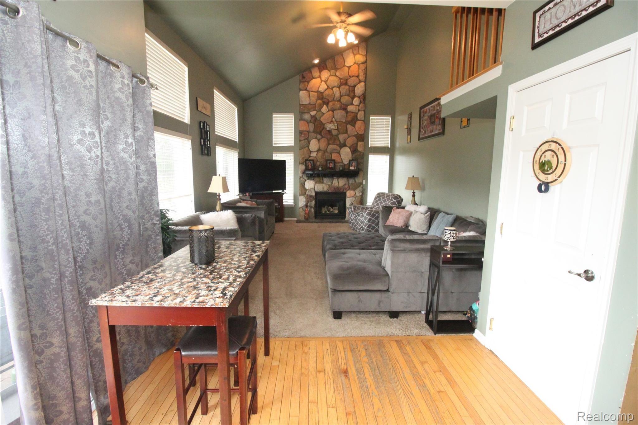 51958 Rivard Road New Baltimore, MI 48047 - Photo 15 of 51 IMG_6794.JPG