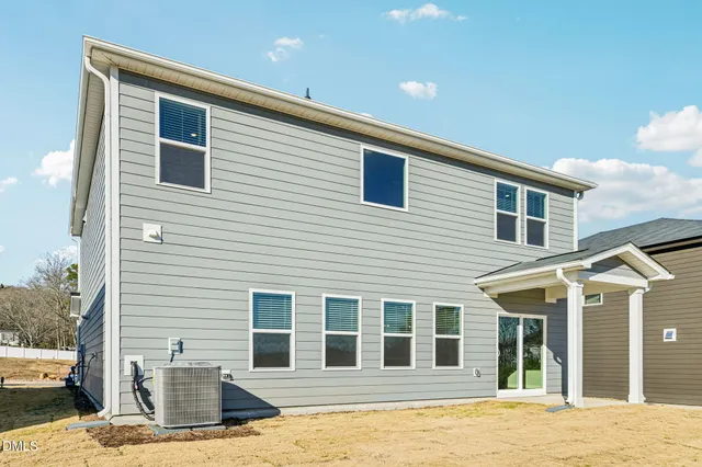 a house view with a outdoor space