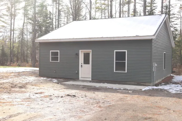 $275,000 | 615 White School House Road, Madison, ME 04950