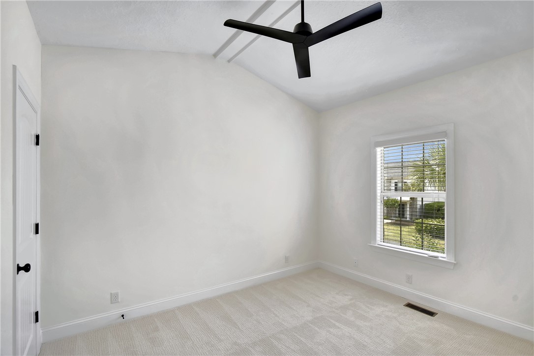 607 Mariners Circle St. Simons Island, GA 31522 - Photo 27 of 33 Guest Room 2