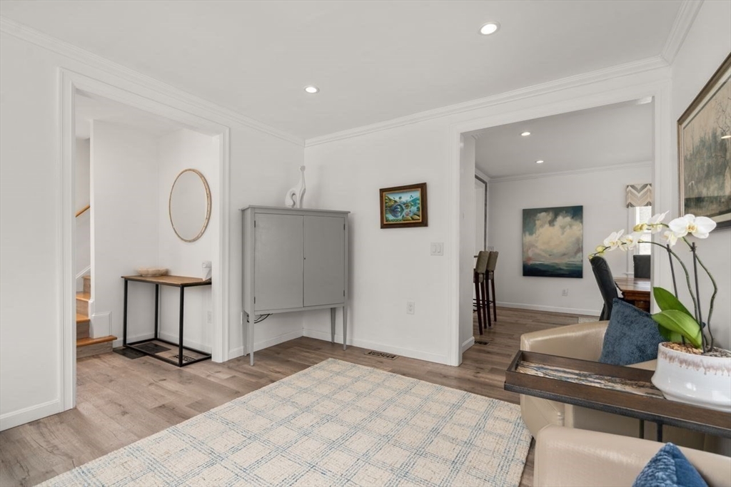 23 Lake Street Natick, MA 01760 - Photo 5 of 24