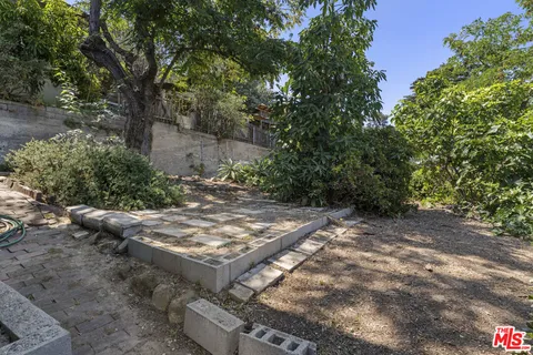 $1,000,000 | 1627 Fargo Street, Los Angeles, CA 90026