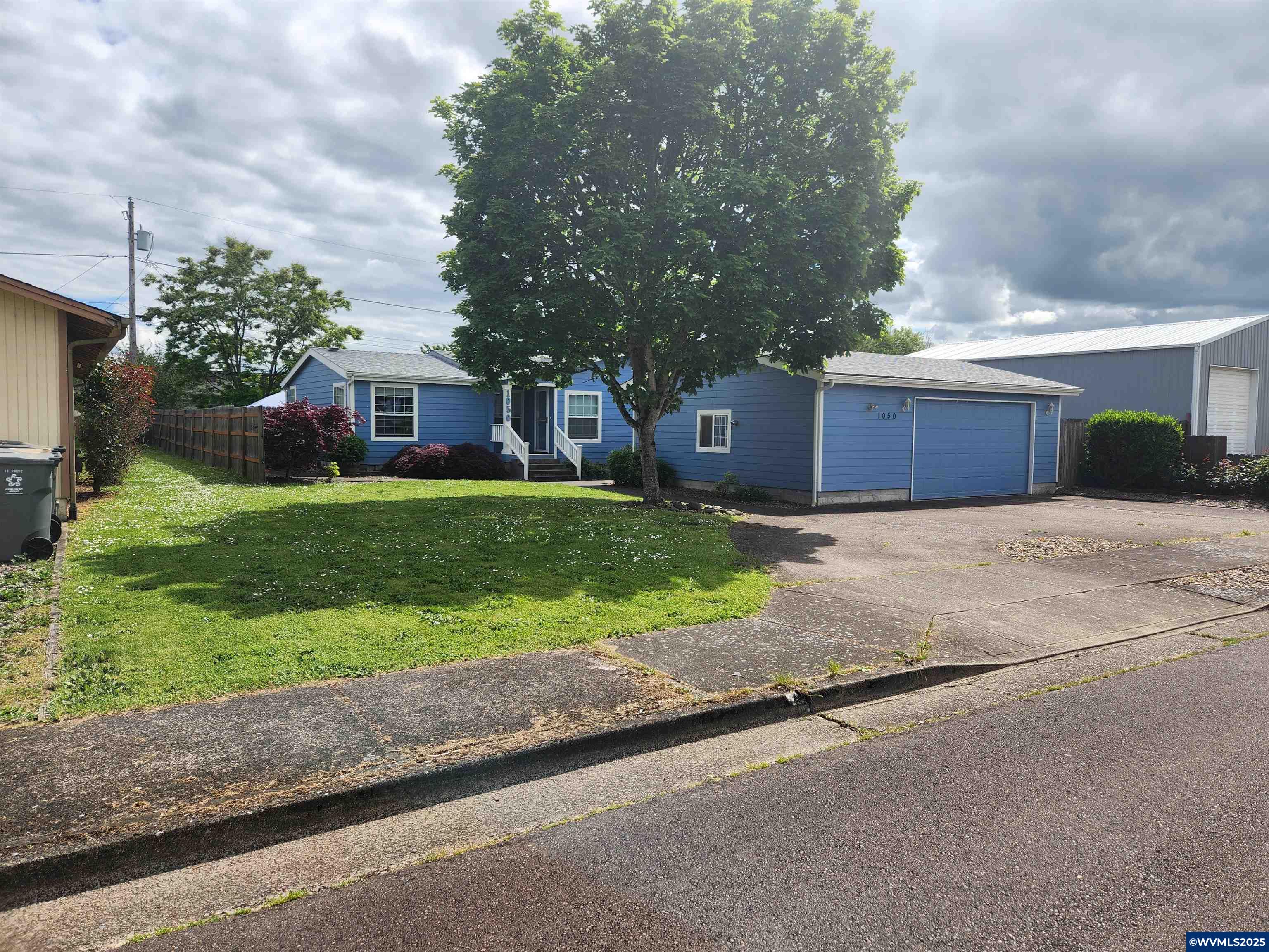 1050 West Maple Street Lebanon, OR 97355 - Photo 1 of 34 Gallery Image 1