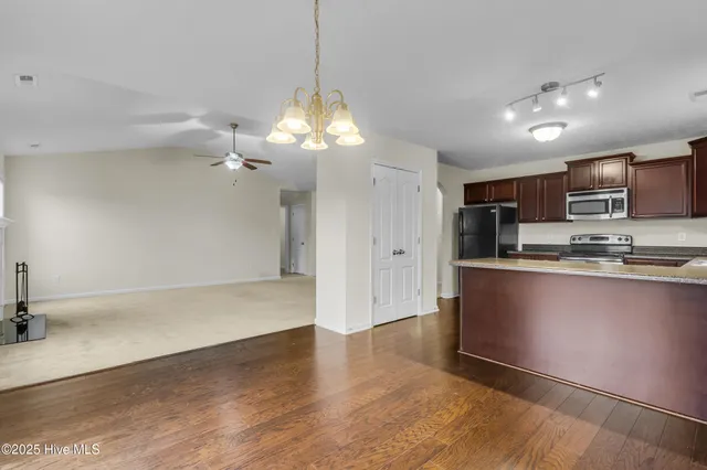 $2,000 | 3301 Hardee Farms Drive, New Bern, NC 28562