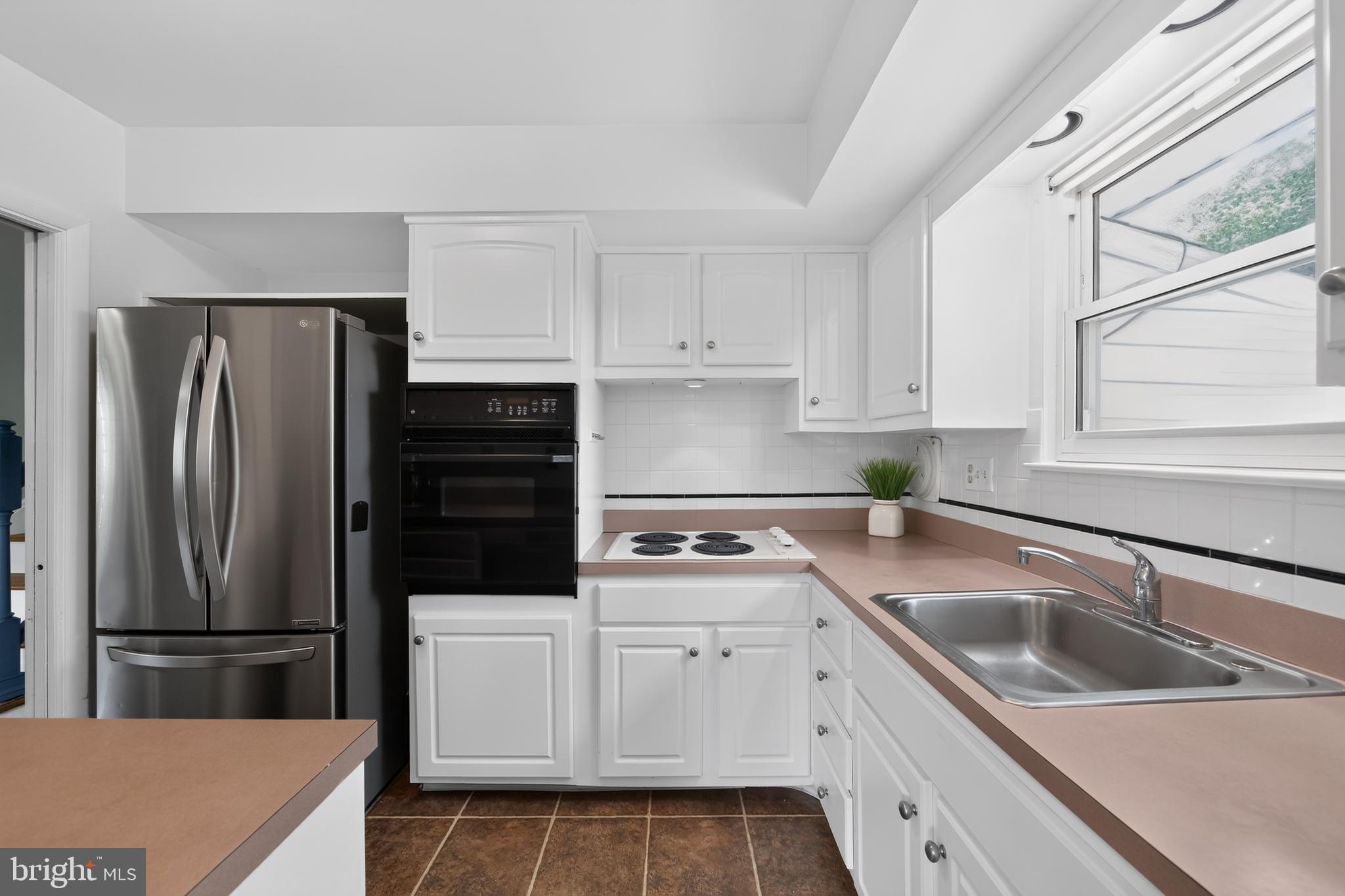 604 Brookhill Road West Chester, PA 19380 - Photo 6 of 24 Gallery Image 6