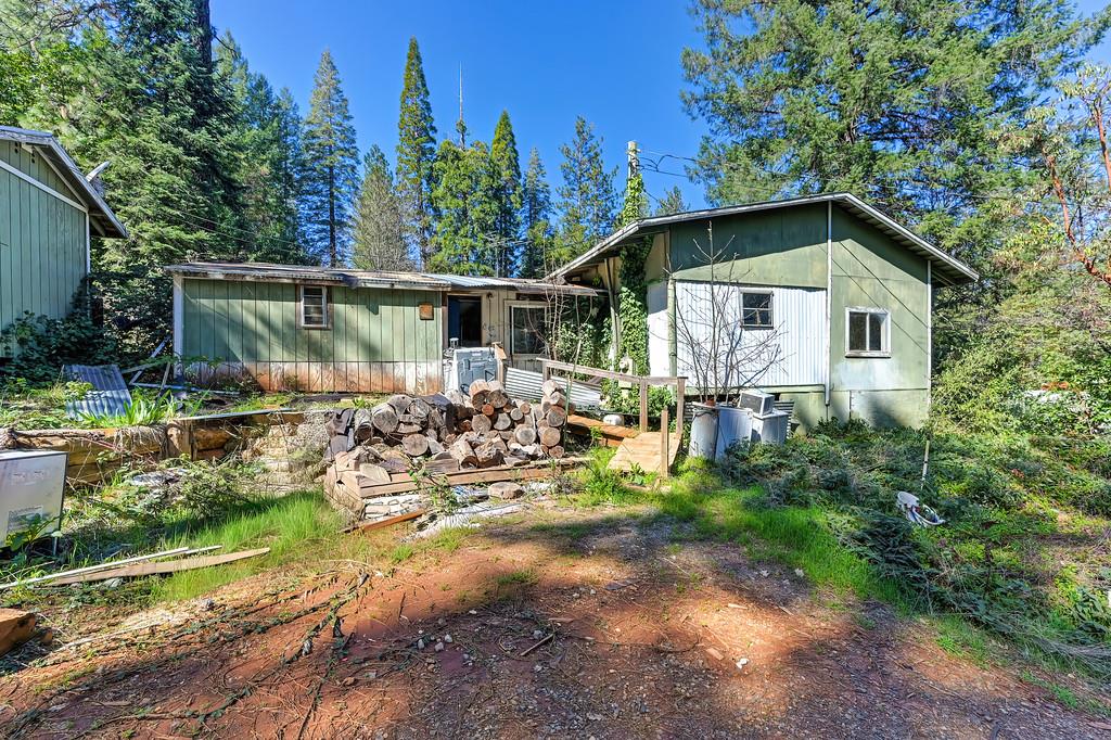 5404 Forbestown Road Forbestown, CA 95941 - Photo 2 of 14 a front view of a house with garden