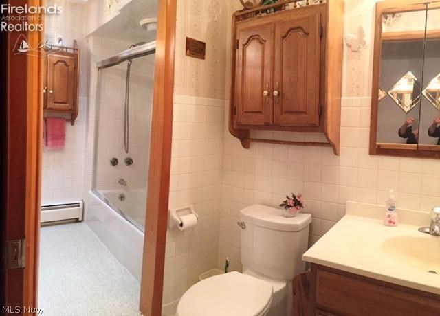 1908 East State Road Port Clinton, OH 43452 - Photo 11 of 13 Gallery Image 11