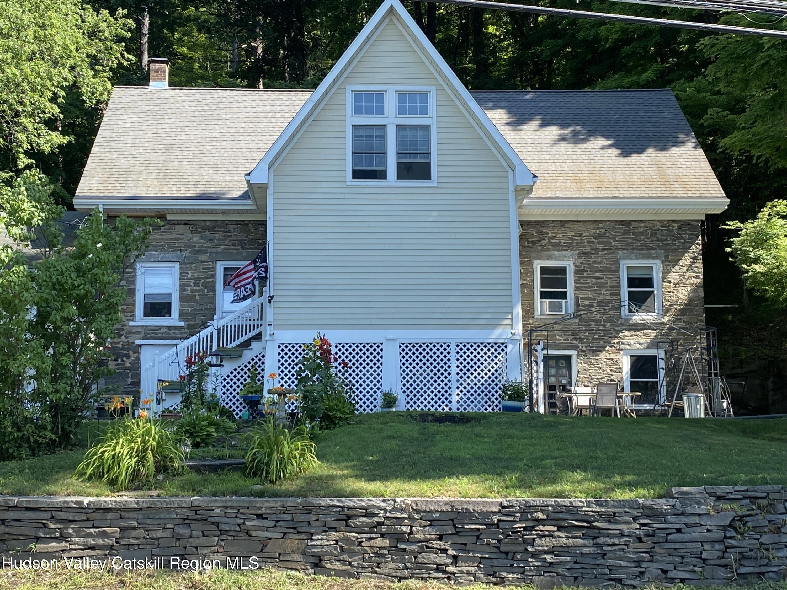 696 Sawkill Road Kingston, NY 12401 - Photo 1 of 48 saw995