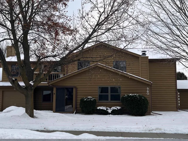 $190,000 | 940 Babcock Street, Unit 96, Neenah, WI 54956