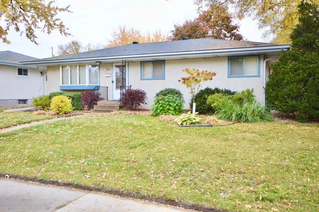 $299,000 | 449 Birmingham Street, St. Paul, MN 55106