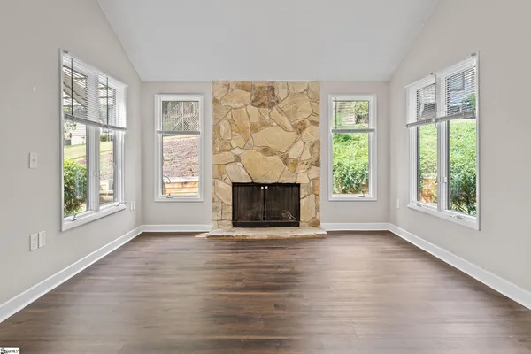 $285,000 | 325 Skylark Circle, Greer, SC 29650