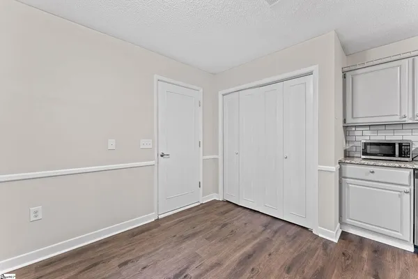 $285,000 | 325 Skylark Circle, Greer, SC 29650