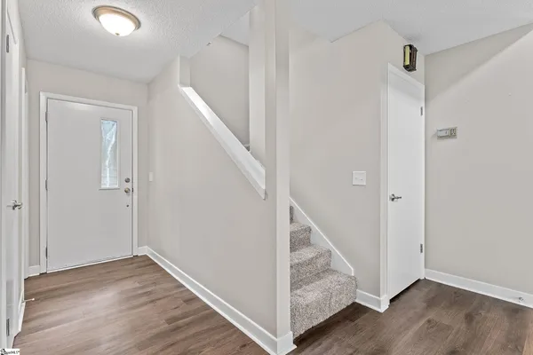 $285,000 | 325 Skylark Circle, Greer, SC 29650