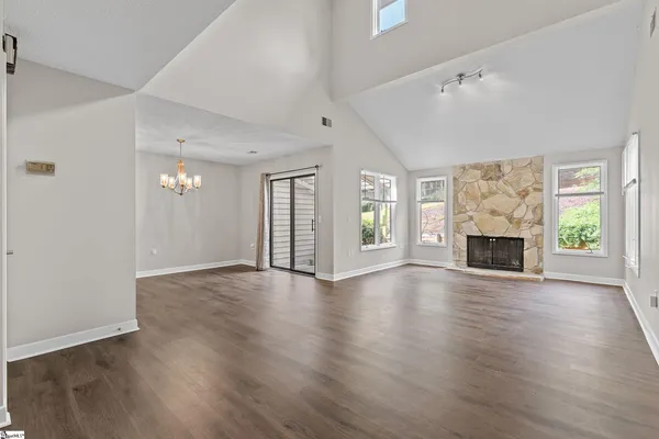 $285,000 | 325 Skylark Circle, Greer, SC 29650