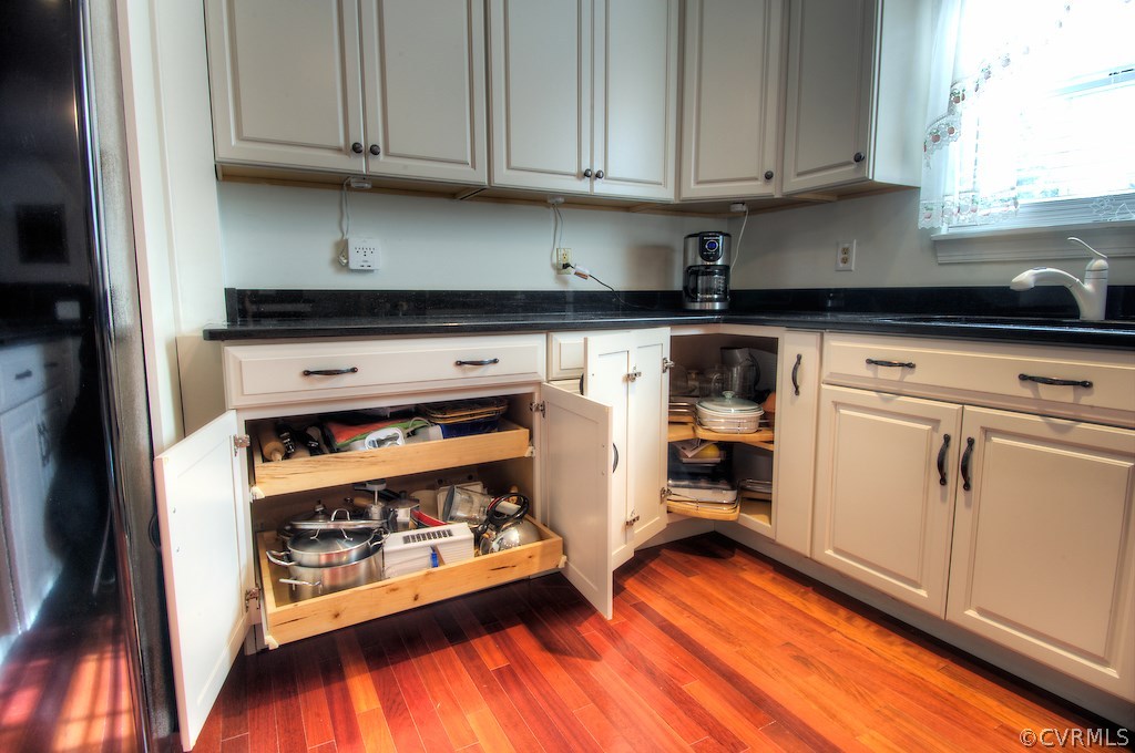 4223 Montclair Road Richmond, VA 23223 - Photo 14 of 24 Organization galore!!