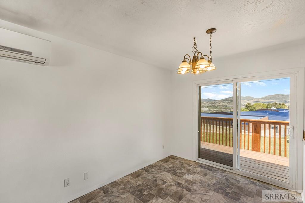 1066 Rocky Point Road Pocatello, ID 83204 - Photo 15 of 34