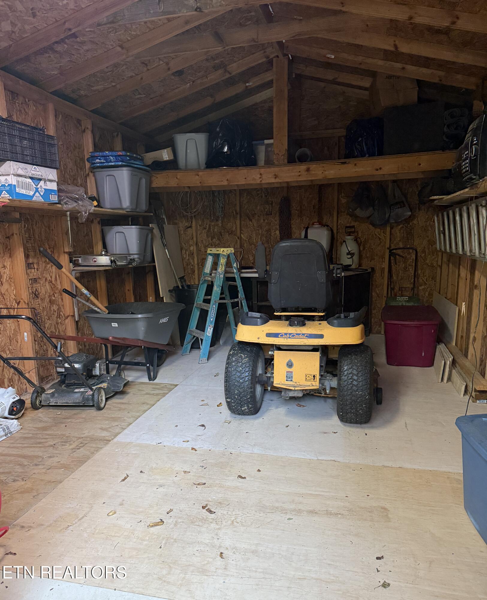 139 Butterfly Lane Heiskell, TN 37754 - Photo 11 of 36 IMG_7845 2