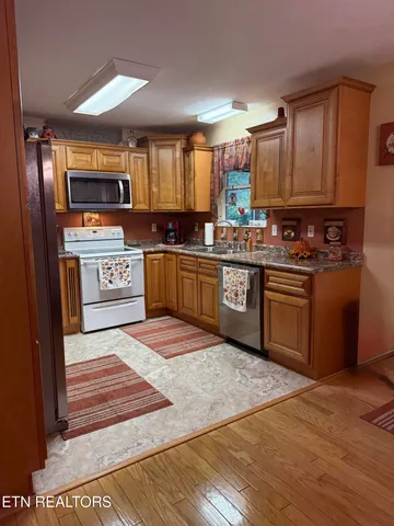 $468,000 | 139 Butterfly Lane, Heiskell, TN 37754