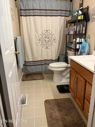 $468,000 | 139 Butterfly Lane, Heiskell, TN 37754