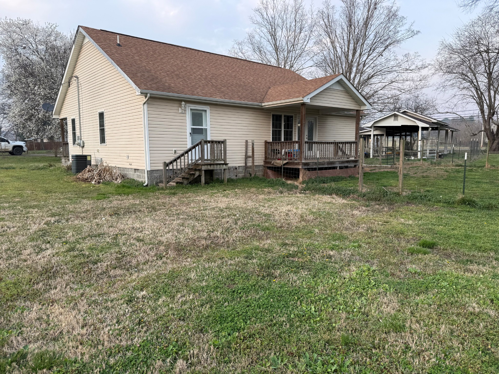 7719 Elkton Pike Prospect, TN 38477 - Photo 14 of 17 a front view of house with yard and porch
