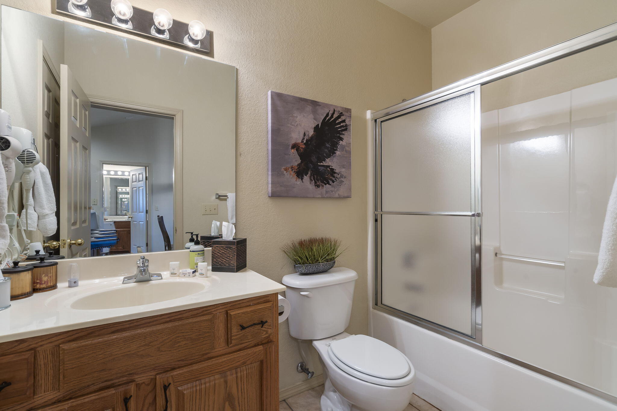 1081 Golf Drive, Unit 6 Reeds Spring, MO 65737 - Photo 25 of 27 bathroom
