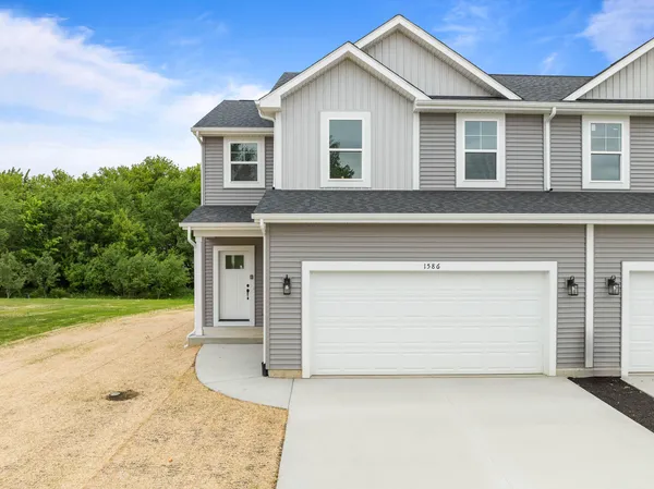 $334,990 | 1567 Meadowview Court, Whitewater, WI 53190