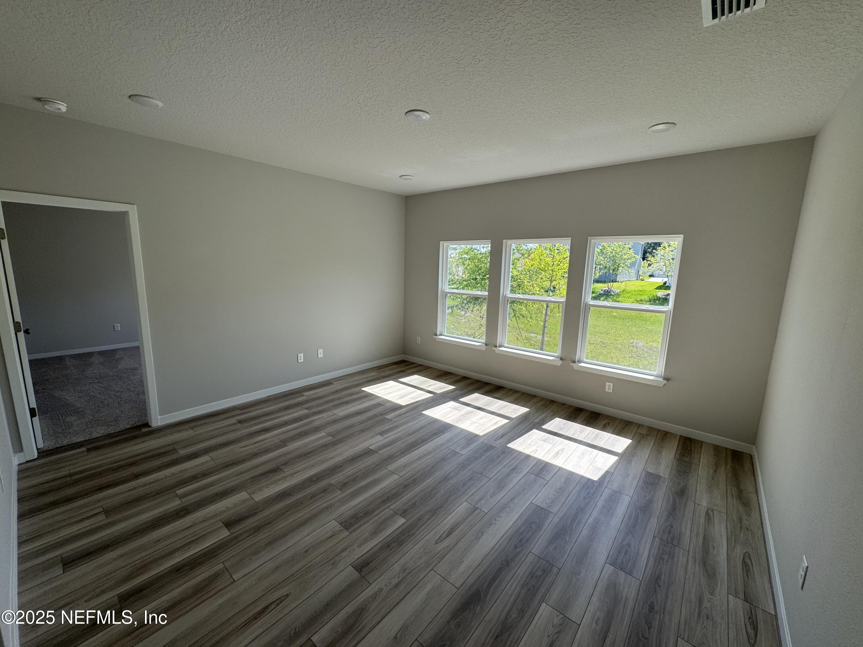 1733 St Paul Avenue Jacksonville, FL 32207 - Photo 14 of 19 OCP 17 - Living Room