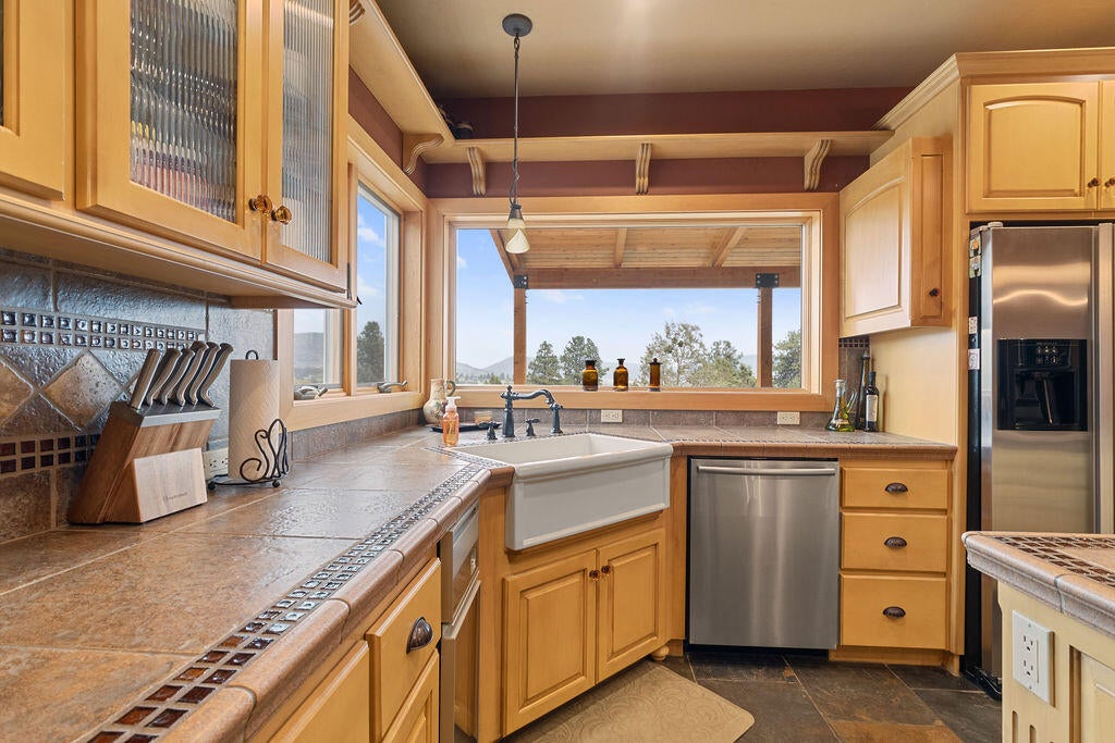 3020 Vale Road Klamath Falls, OR 97603 - Photo 20 of 49 v9