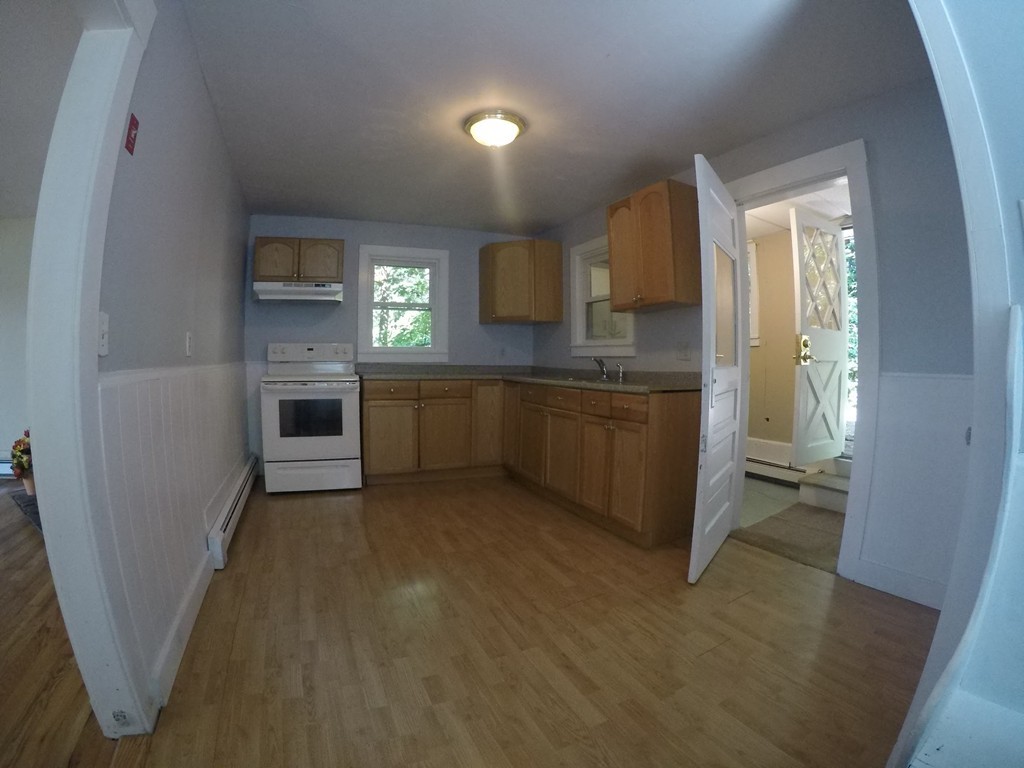 29 Ridge Avenue Pembroke, MA 02359 - Photo 5 of 28 Gallery Image 5