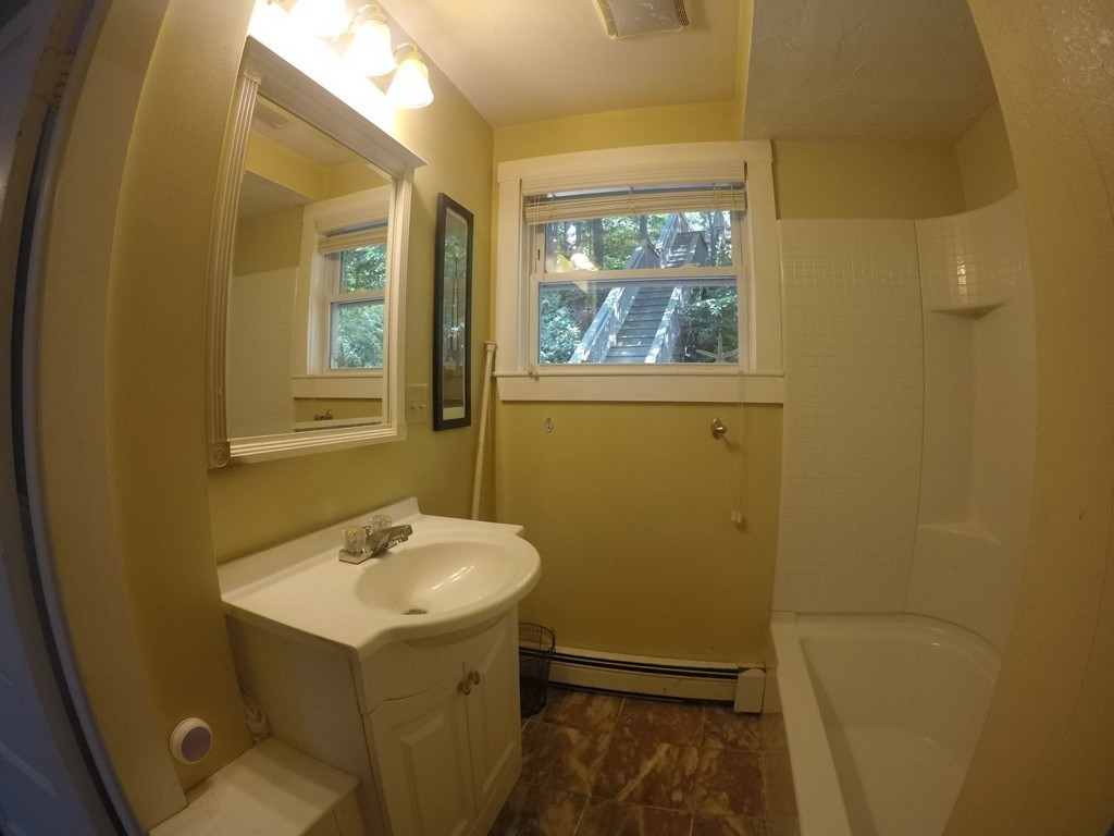 29 Ridge Avenue Pembroke, MA 02359 - Photo 7 of 28 Gallery Image 7