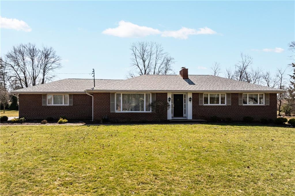 107 Rutgers Drive New Castle, PA 16105 - Photo 3 of 43 Gallery Image 3