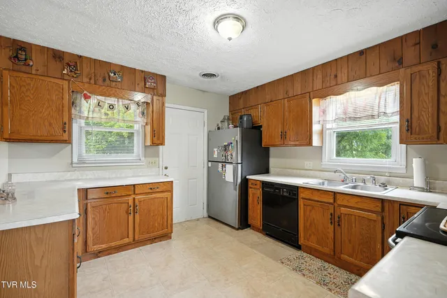 $255,000 | 3118 Ervintown Road, Castlewood, VA 24224