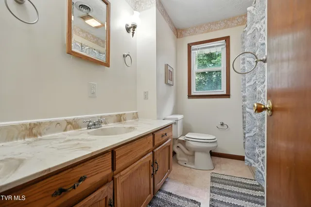 $255,000 | 3118 Ervintown Road, Castlewood, VA 24224