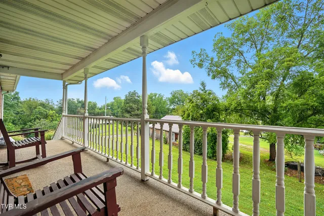 $255,000 | 3118 Ervintown Road, Castlewood, VA 24224