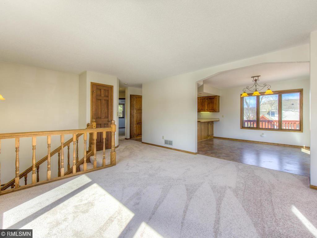625 Pine Ridge Terrace River Falls, WI 54022 - Photo 7 of 24 Gallery Image 7