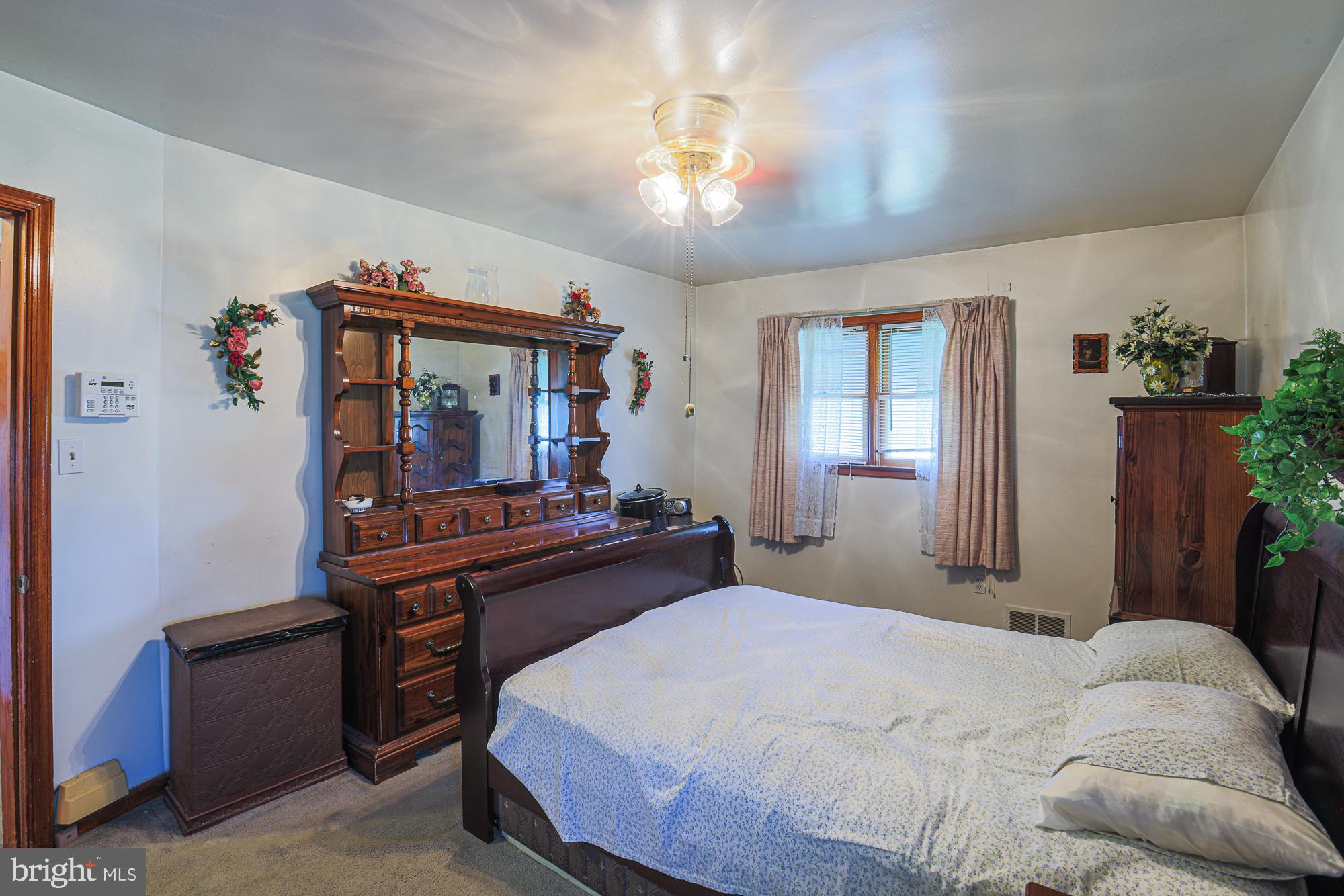 6226 Hamilton Avenue Rosedale, MD 21237 - Photo 23 of 36