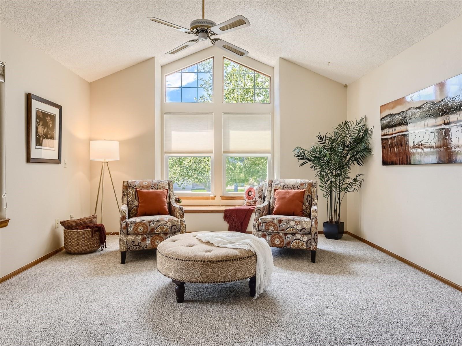 21 Sutherland Court Highlands Ranch, CO 80130 - Photo 4 of 40 Gallery Image 4